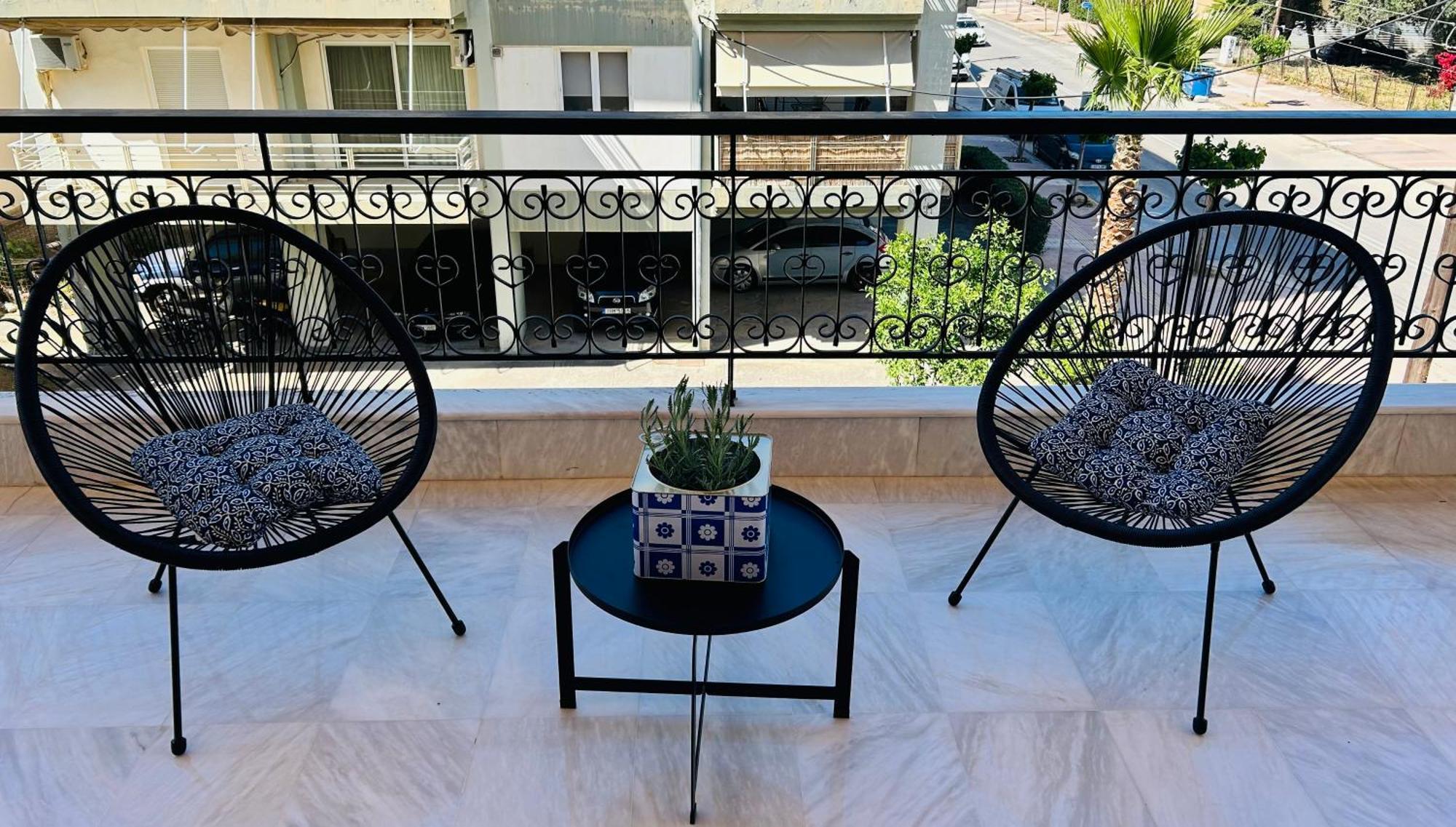 Kaliroon Seaside Apartment Kalamáta Buitenkant foto